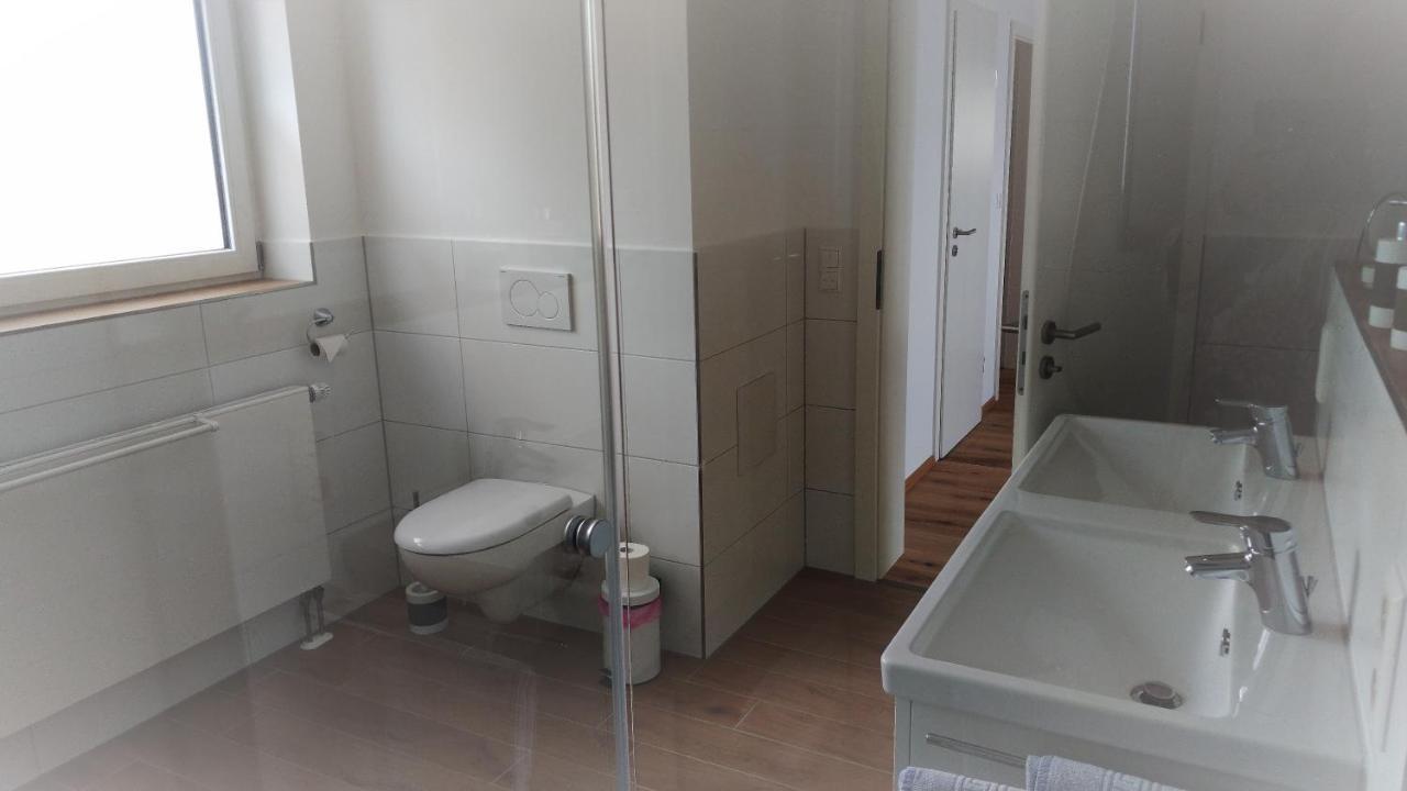 Bodensee Apartments Meersburg Sonnhalde מראה חיצוני תמונה